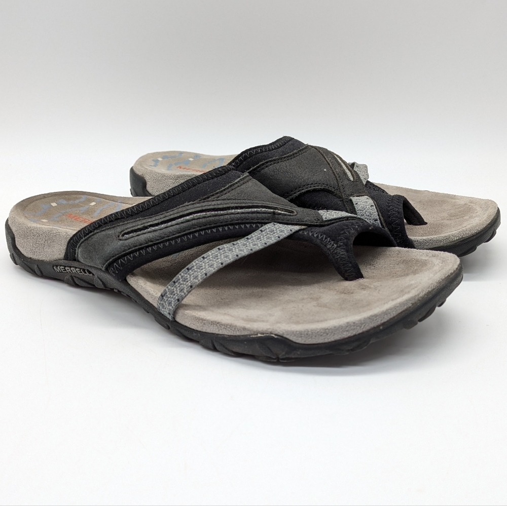 Merrell Women’s Black and Gray Toe-Post Sandals
